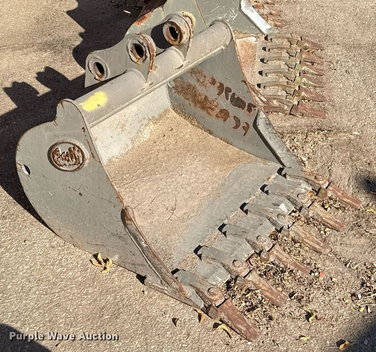 image for item EJ3130 Geith ECR38 excavator bucket