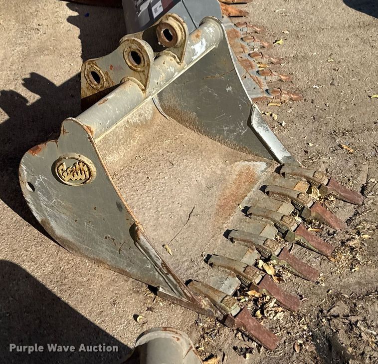 image for item EJ3131 Geith ECR38 excavator bucket