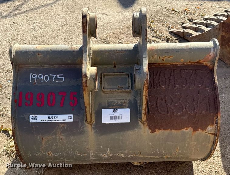 image for item EJ3131 Geith ECR38 excavator bucket