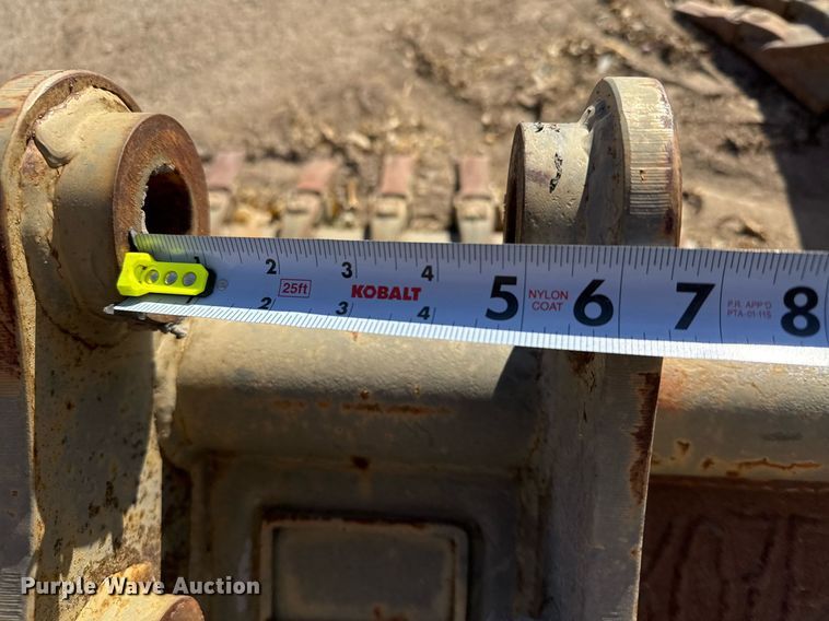 image for item EJ3131 Geith ECR38 excavator bucket