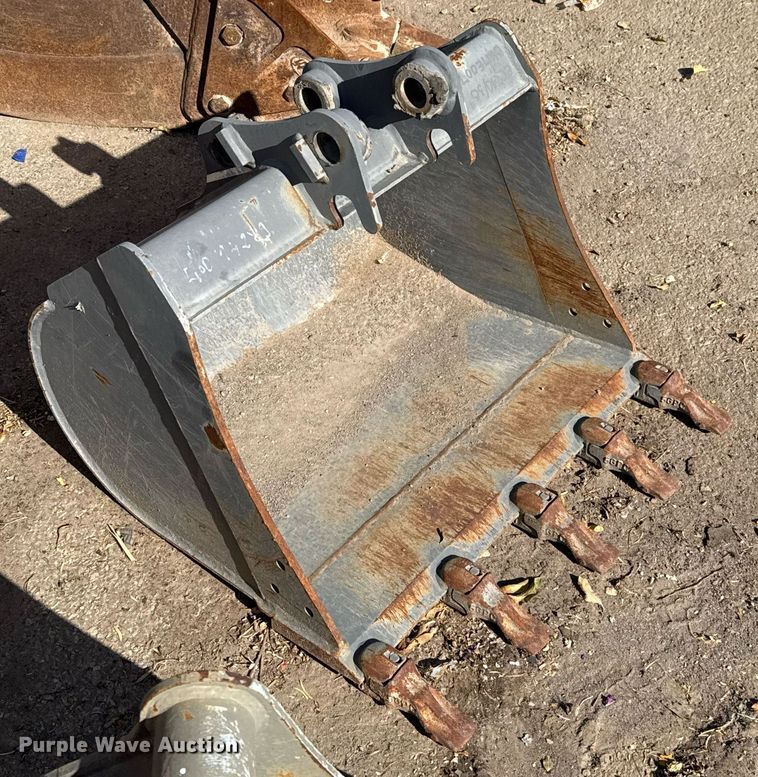 image for item EJ3132 Volvo 1839676 excavator bucket