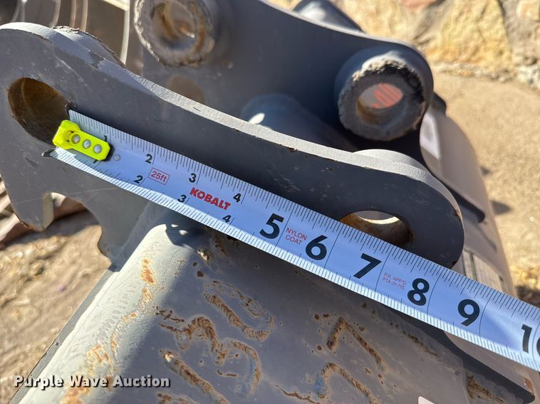 image for item EJ3132 Volvo 1839676 excavator bucket