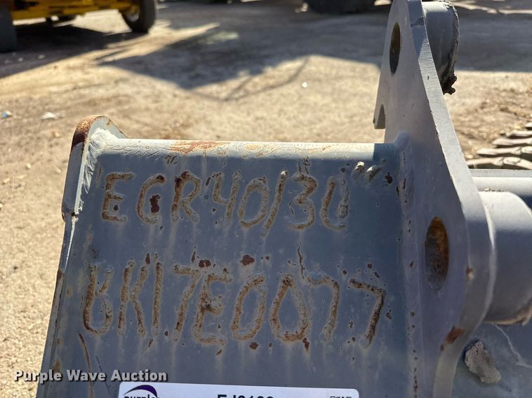 image for item EJ3132 Volvo 1839676 excavator bucket