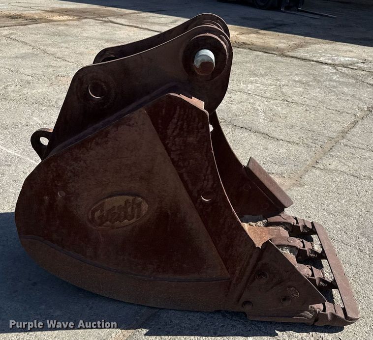 image for item EJ3133 Geith EC160B excavator bucket
