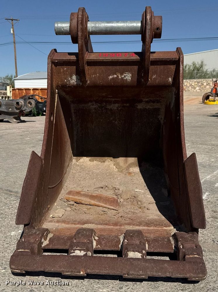 image for item EJ3133 Geith EC160B excavator bucket