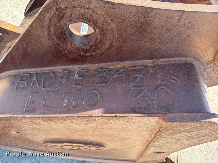image for item EJ3133 Geith EC160B excavator bucket
