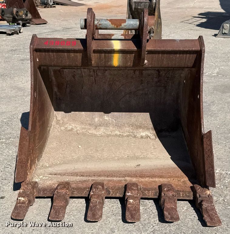 image for item EJ3134 Geith EW180 excavator bucket