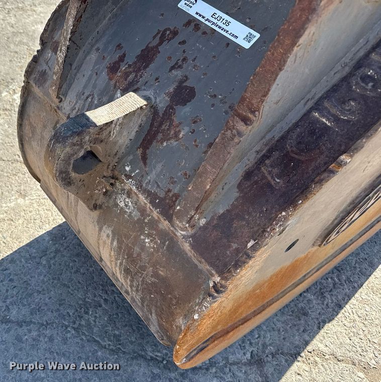 image for item EJ3135 2006 Geith EC160B excavator bucket