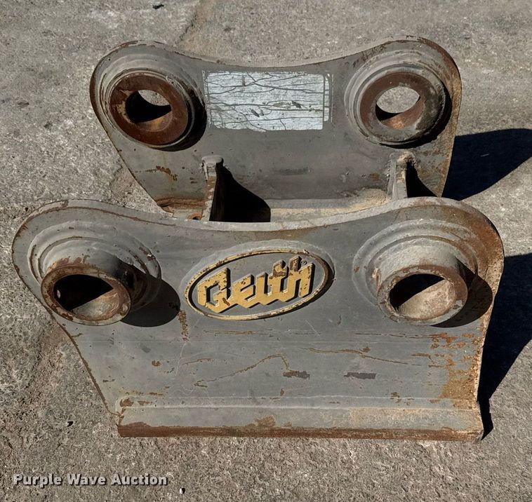 image for item EJ3137 Geith EC290B excavator coupler