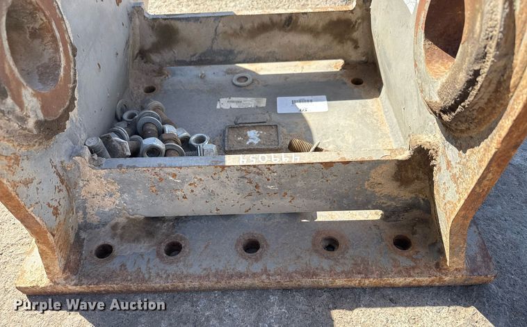 image for item EJ3137 Geith EC290B excavator coupler