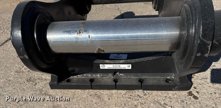 image for item EJ3138 WB LC340/HB2400 excavator coupler