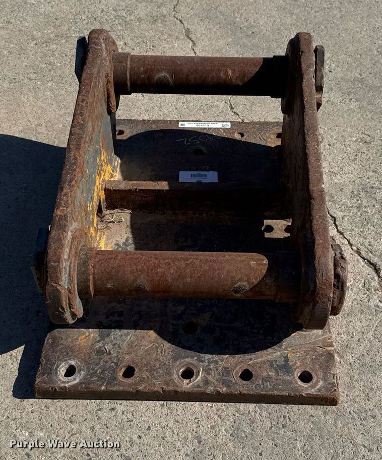 image for item EJ3139 Excavator coupler