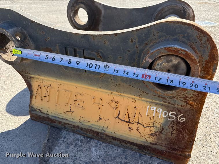 image for item EJ3140 WB LC300/HB2400 excavator coupler