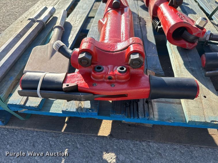 image for item EJ3144 (3) Epirock 4100 pneumatic hammers