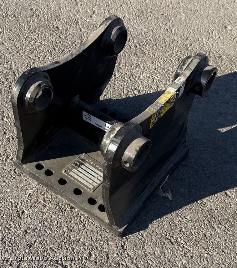 image for item EJ3145 B&D Fabricators CAT 304C-CR excavator coupler