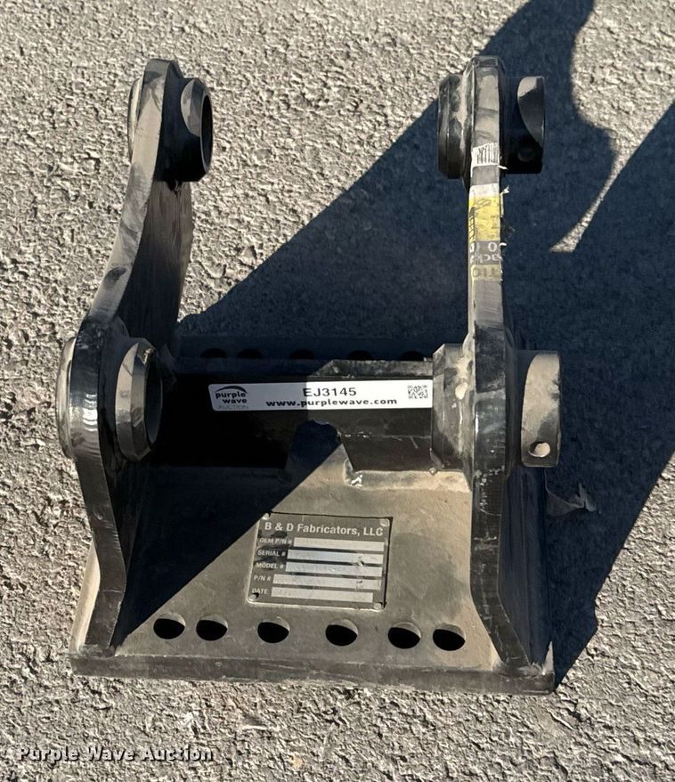 image for item EJ3145 B&D Fabricators CAT 304C-CR excavator coupler