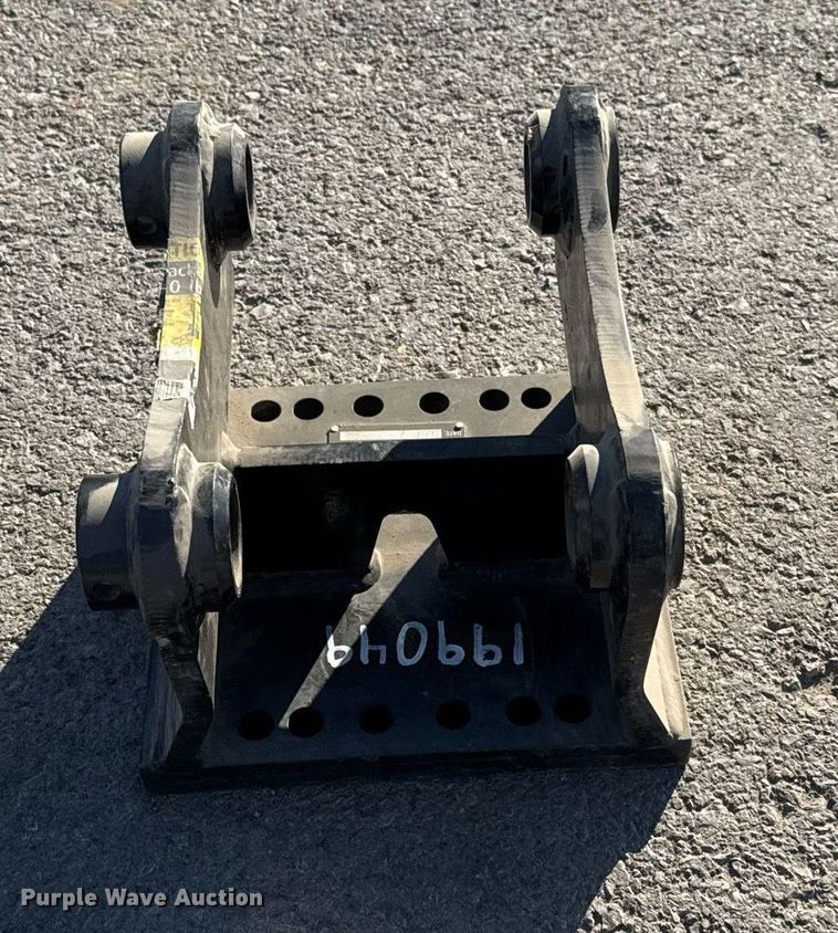 image for item EJ3145 B&D Fabricators CAT 304C-CR excavator coupler