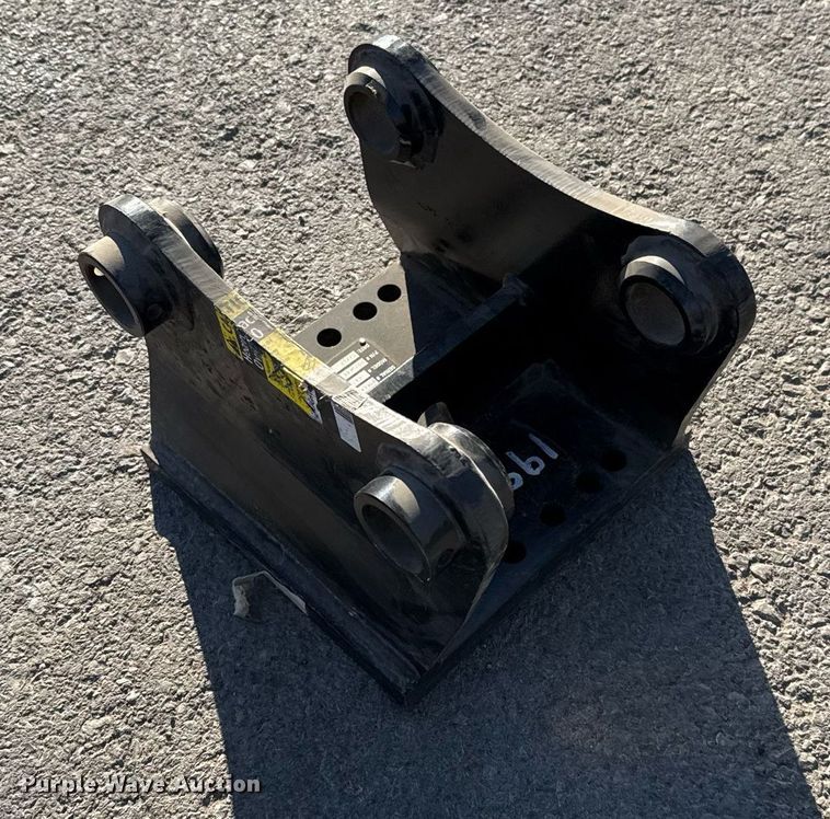 image for item EJ3145 B&D Fabricators CAT 304C-CR excavator coupler