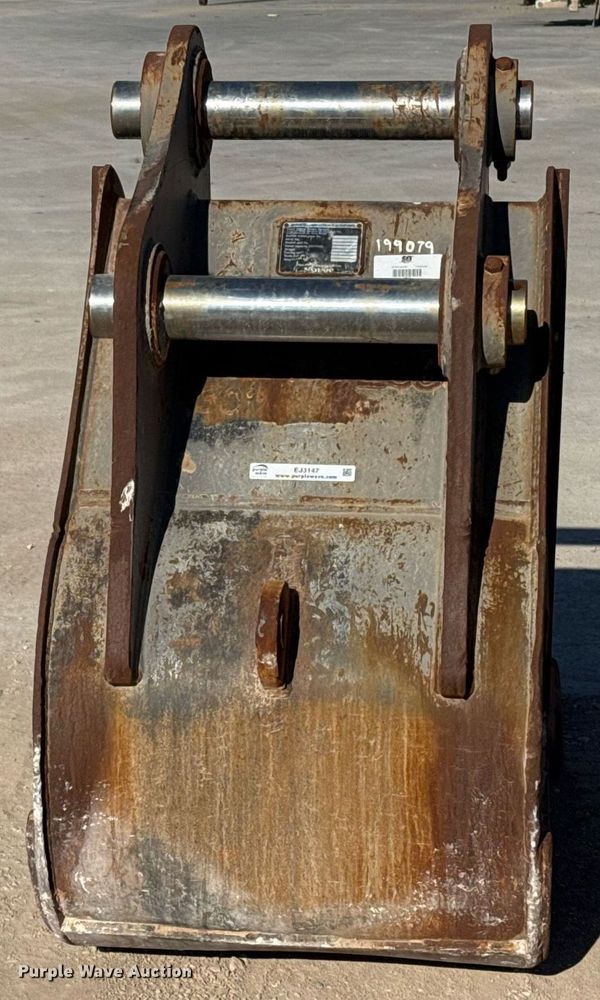 image for item EJ3147 Volvo EC240-250 excavator bucket