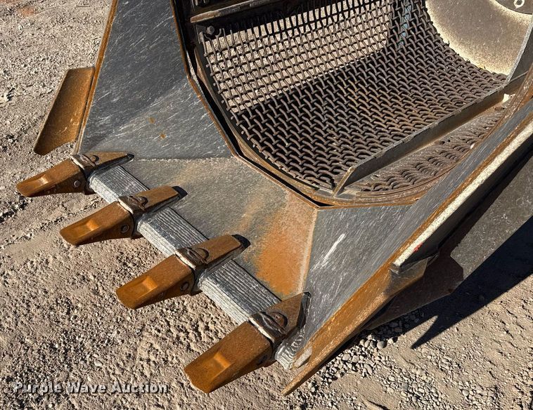 image for item EJ3149 Okada TMB 70 excavator screening bucket