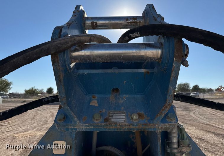 image for item EJ3149 Okada TMB 70 excavator screening bucket