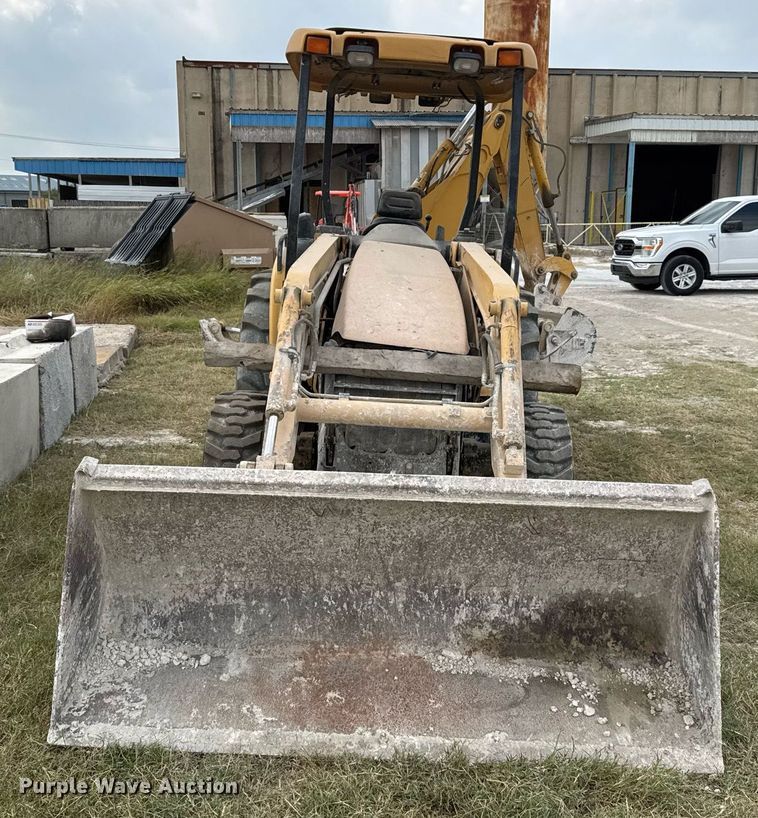 image for item EJ3174 2003 John Deere 110 backhoe