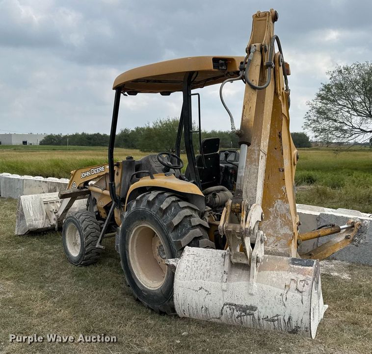 image for item EJ3174 2003 John Deere 110 backhoe