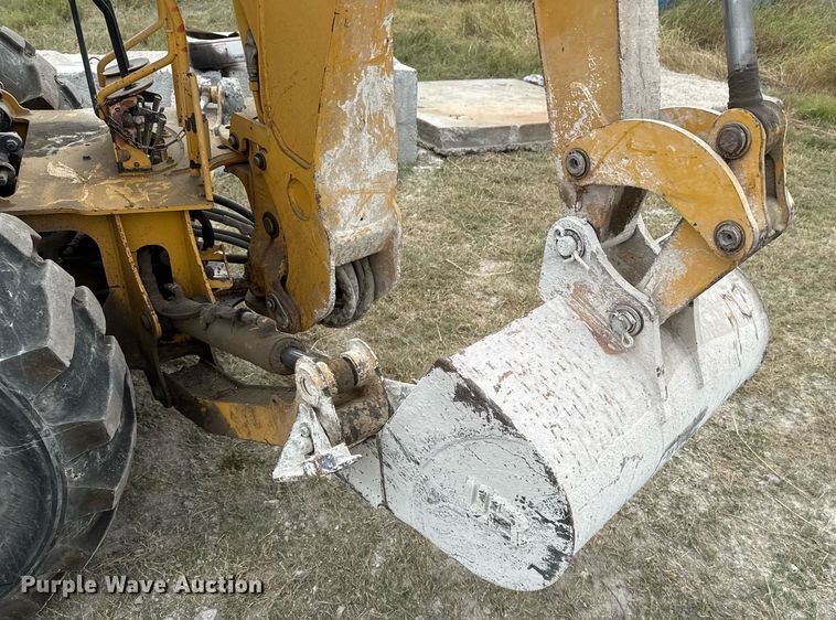 image for item EJ3174 2003 John Deere 110 backhoe