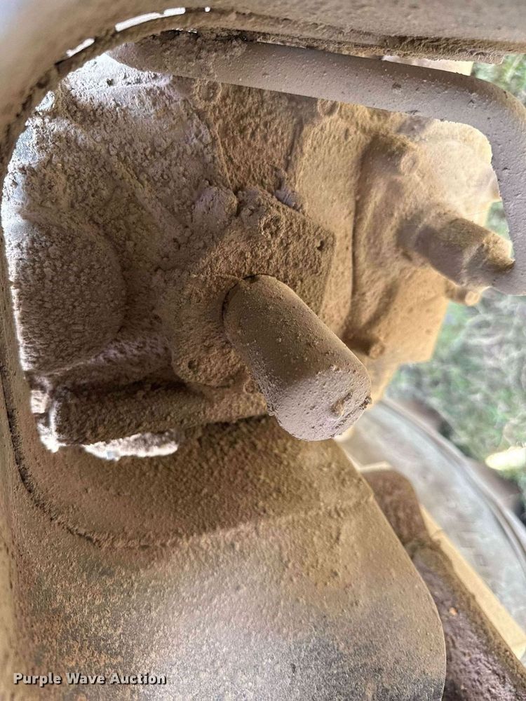 image for item EJ3174 2003 John Deere 110 backhoe