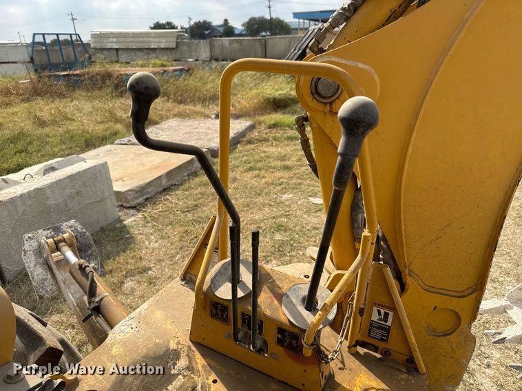 image for item EJ3174 2003 John Deere 110 backhoe