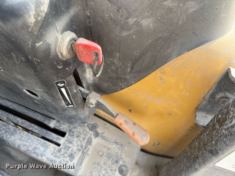 image for item EJ3174 2003 John Deere 110 backhoe