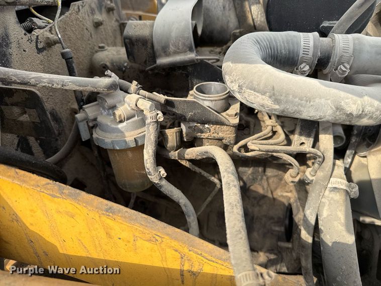 image for item EJ3174 2003 John Deere 110 backhoe