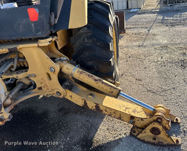 image for item EJ3192 1993 John Deere 310D backhoe