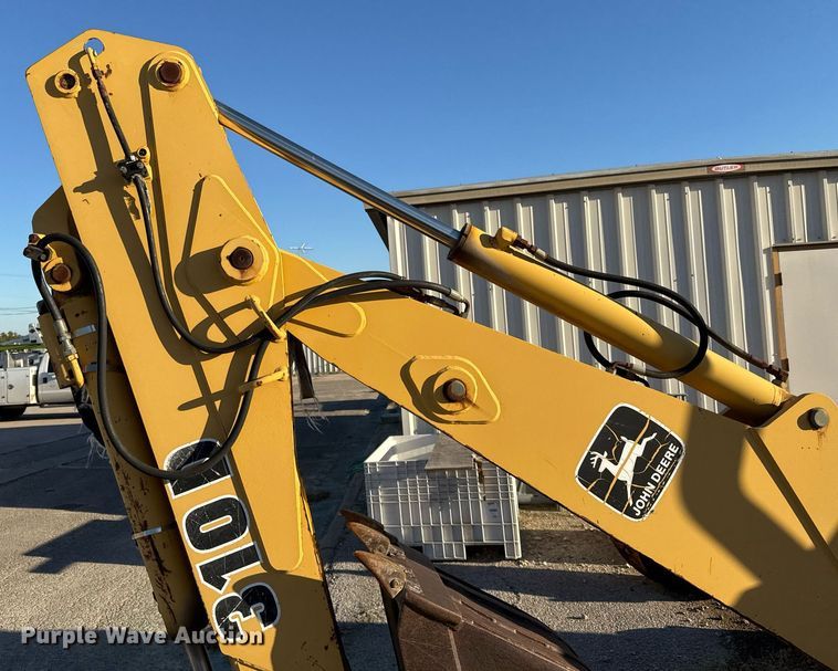 image for item EJ3192 1993 John Deere 310D backhoe