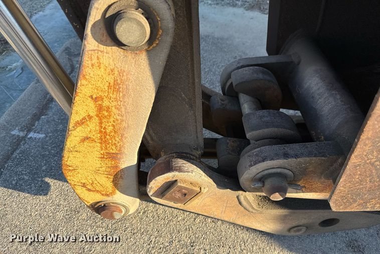 image for item EJ3192 1993 John Deere 310D backhoe