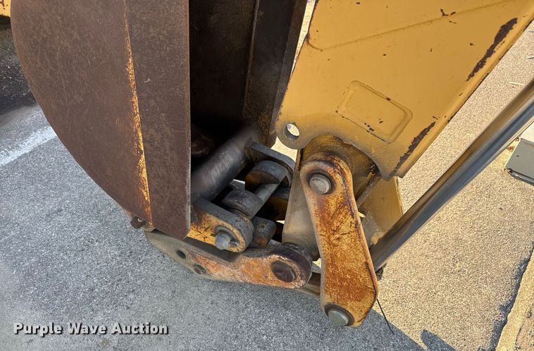 image for item EJ3192 1993 John Deere 310D backhoe