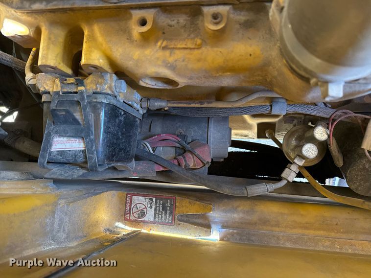 image for item EJ3192 1993 John Deere 310D backhoe