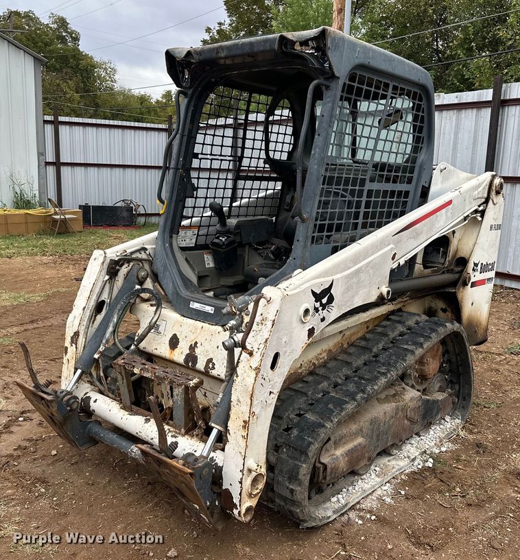 image for item EJ5048 2015 Bobcat T450 tracked skid steer loader