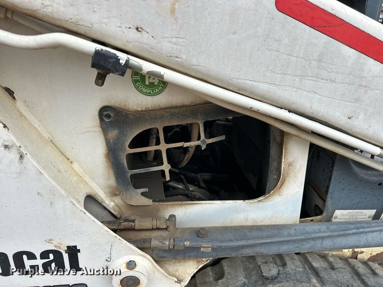 image for item EJ5048 2015 Bobcat T450 tracked skid steer loader