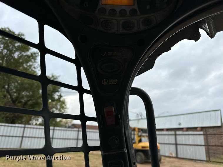 image for item EJ5048 2015 Bobcat T450 tracked skid steer loader