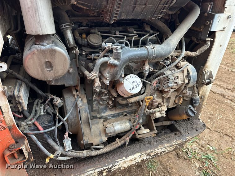 image for item EJ5048 2015 Bobcat T450 tracked skid steer loader