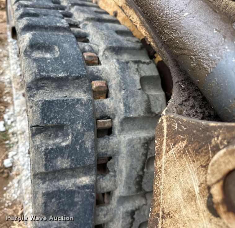 image for item EJ5048 2015 Bobcat T450 tracked skid steer loader