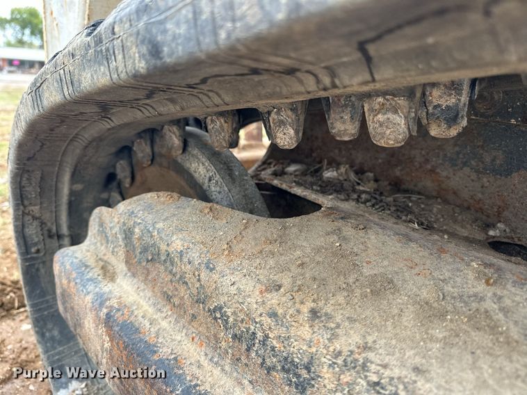 image for item EJ5048 2015 Bobcat T450 tracked skid steer loader