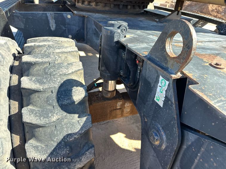 image for item EJ5059 2005 Caterpillar  M313C wheeled excavator