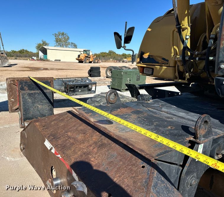 image for item EJ5059 2005 Caterpillar  M313C wheeled excavator