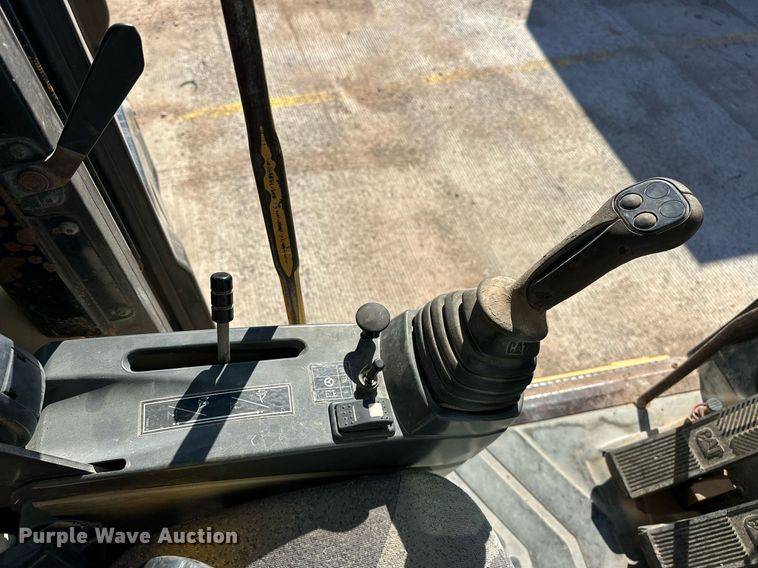 image for item EJ5059 2005 Caterpillar  M313C wheeled excavator