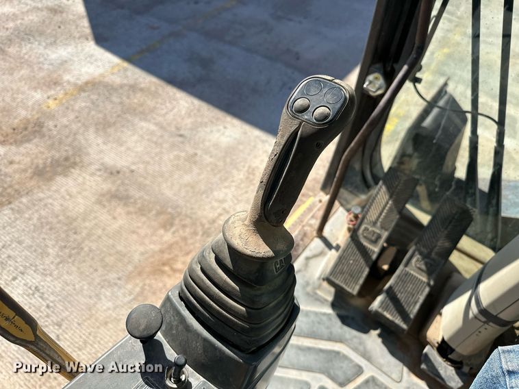 image for item EJ5059 2005 Caterpillar  M313C wheeled excavator