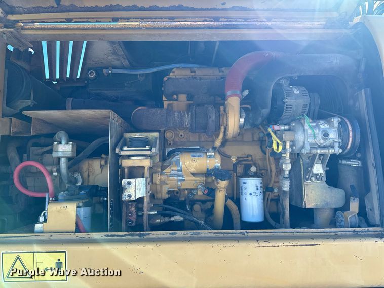 image for item EJ5059 2005 Caterpillar  M313C wheeled excavator