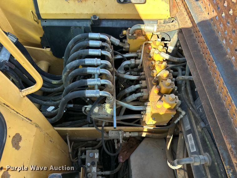 image for item EJ5059 2005 Caterpillar  M313C wheeled excavator