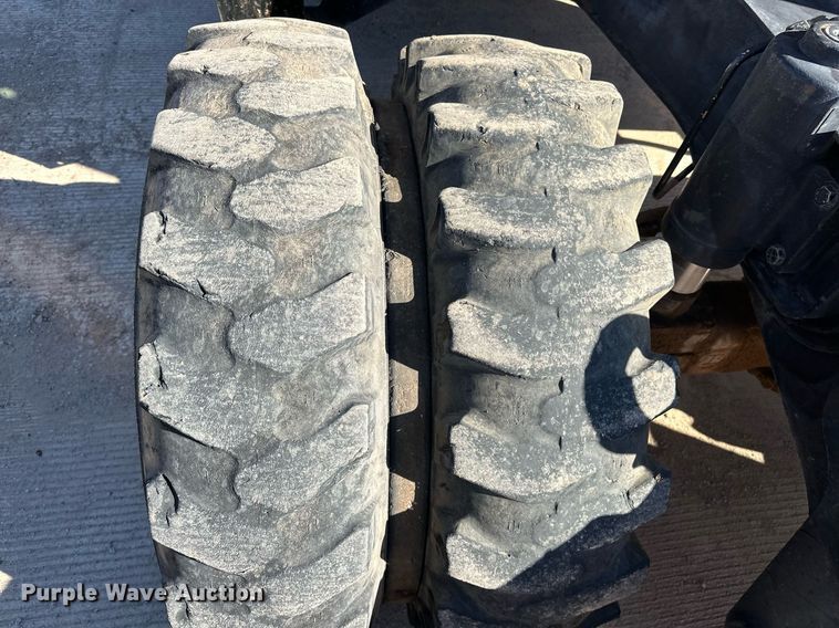 image for item EJ5059 2005 Caterpillar  M313C wheeled excavator